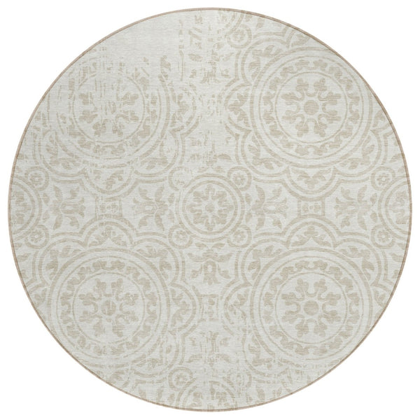 HomeRoots 5' Classic Ivory and Beige Medallion Area Rug - Washable Indoor/Outdoor Durable Design for Any Space 8' Round 585348