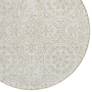 Homeroots 3' Artichoke Green Medallion Rug – Stylish, Washable, Indoor/Outdoor Comfort For Any Space 8' Round Polyester 585348