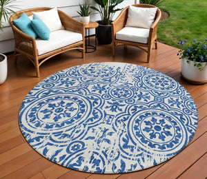 Homeroots 3' Artichoke Green Medallion Rug – Stylish, Washable, Indoor/Outdoor Comfort For Any Space 8' Round Polyester 585360