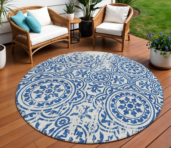 Homeroots 3' Artichoke Green Medallion Rug – Stylish, Washable, Indoor/Outdoor Comfort For Any Space 8' Round Polyester 585360