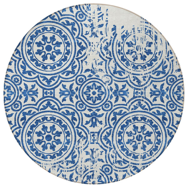 Homeroots 3' Artichoke Green Medallion Rug – Stylish, Washable, Indoor/Outdoor Comfort For Any Space 8' Round Polyester 585360