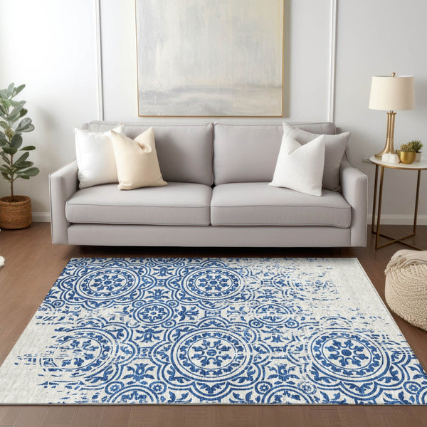 Homeroots 3' Artichoke Green Medallion Rug – Stylish, Washable, Indoor/Outdoor Comfort For Any Space 10' X 14' Polyester 585363