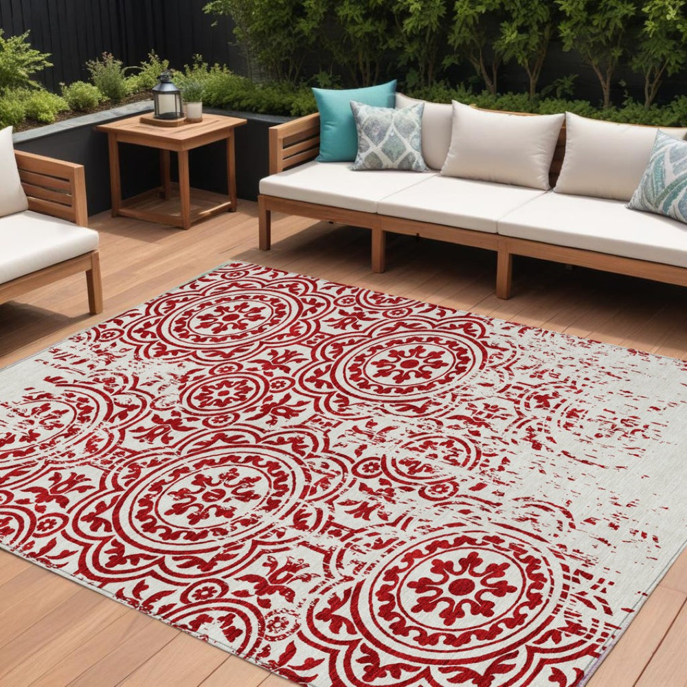 HomeRoots 9' Red and Ivory Medallion Area Rug – Stylish, Washable, and Durable for Indoor and Outdoor Spaces 9' X 12' 585374