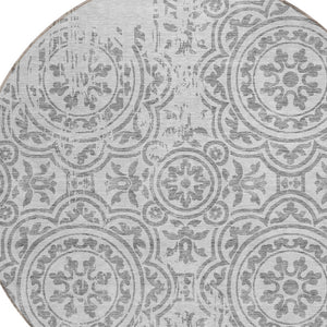 Homeroots 3' Artichoke Green Medallion Rug – Stylish, Washable, Indoor/Outdoor Comfort For Any Space 8' Round Polyester 585378