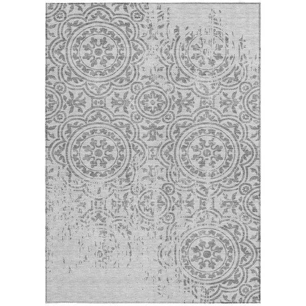 Homeroots 3' Artichoke Green Medallion Rug – Stylish, Washable, Indoor/Outdoor Comfort For Any Space 9' X 12' Polyester 585380