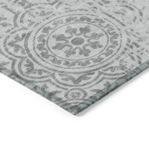 Homeroots 3' Artichoke Green Medallion Rug – Stylish, Washable, Indoor/Outdoor Comfort For Any Space 9' X 12' Polyester 585380