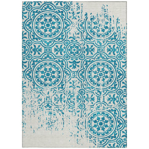 Homeroots 3' Artichoke Green Medallion Rug – Stylish, Washable, Indoor/Outdoor Comfort For Any Space 3' X 5' Polyester 585382