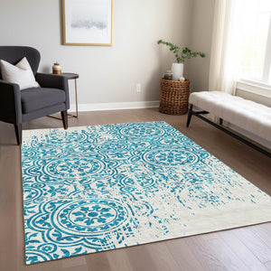 Homeroots 3' Artichoke Green Medallion Rug – Stylish, Washable, Indoor/Outdoor Comfort For Any Space 3' X 5' Polyester 585382