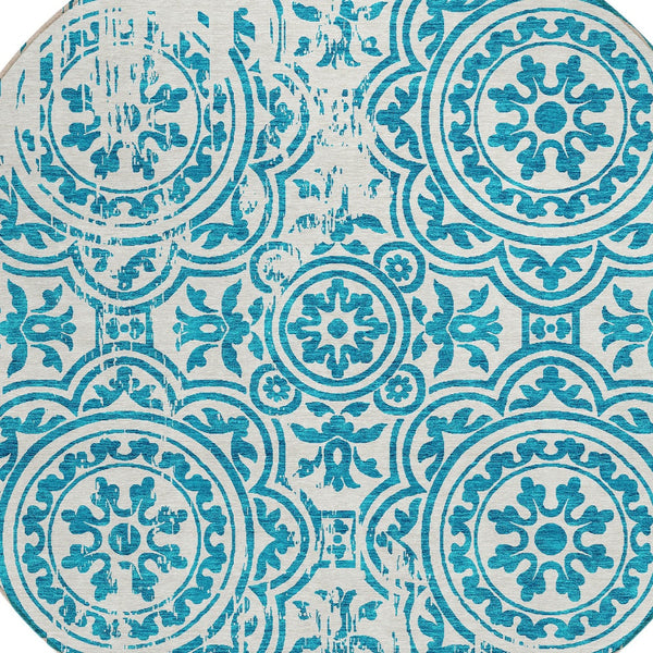 Homeroots 3' Artichoke Green Medallion Rug – Stylish, Washable, Indoor/Outdoor Comfort For Any Space 8' Round Polyester 585384