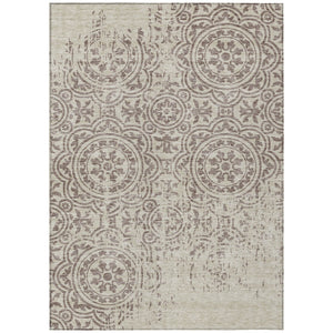 Homeroots 3' Artichoke Green Medallion Rug – Stylish, Washable, Indoor/Outdoor Comfort For Any Space 5' X 8' Polyester 585389