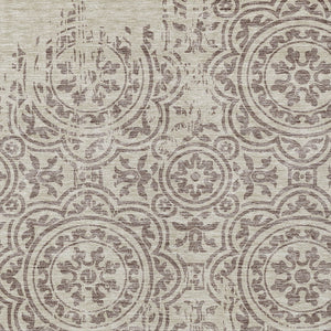 Homeroots 3' Artichoke Green Medallion Rug – Stylish, Washable, Indoor/Outdoor Comfort For Any Space 5' X 8' Polyester 585389