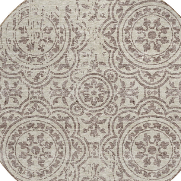 Homeroots 3' Artichoke Green Medallion Rug – Stylish, Washable, Indoor/Outdoor Comfort For Any Space 8' Round Polyester 585390