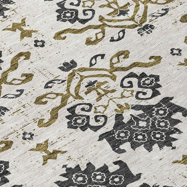 Homeroots 3' Stylish Beige Tan And Taupe Oriental Washable Area Rug For Indoor And Outdoor Spaces, Durable Design 8' Round Polyester 585402