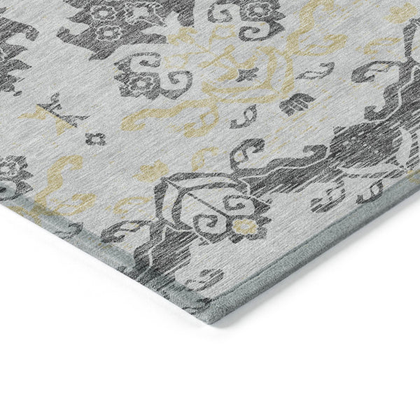 Homeroots 3' Stylish Beige Tan And Taupe Oriental Washable Area Rug For Indoor And Outdoor Spaces, Durable Design 9' X 12' Polyester 585410