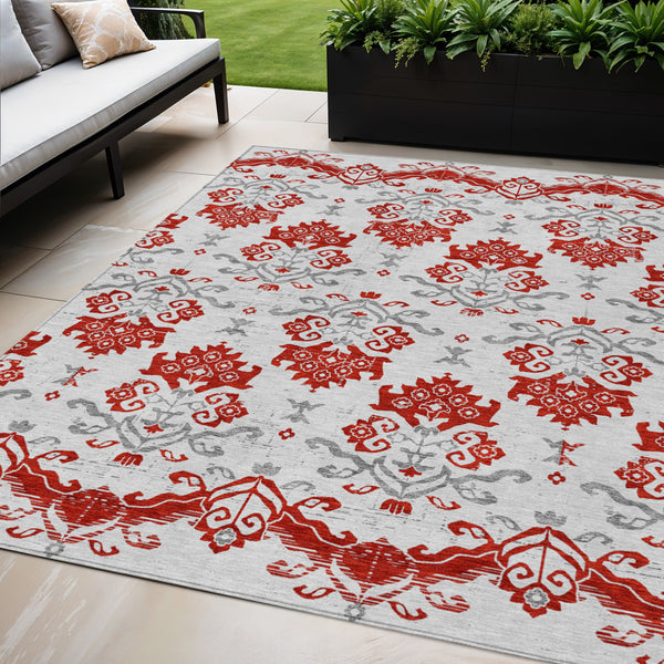 Homeroots 3' Stylish Beige Tan And Taupe Oriental Washable Area Rug For Indoor And Outdoor Spaces, Durable Design 5' X 8' Polyester 585455
