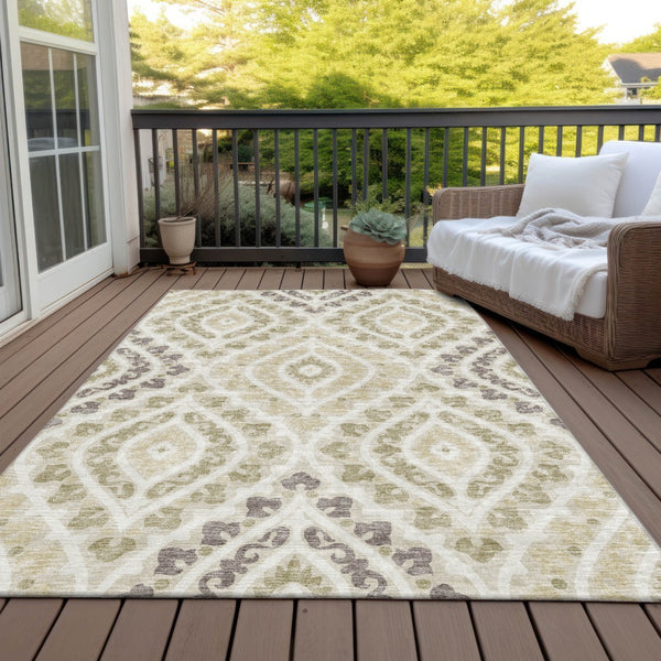 Homeroots 3' Beige Taupe Floral Washable Area Rug - Stylish Indoor Outdoor Design For Versatile Spaces 3' X 5' Polyester 585544