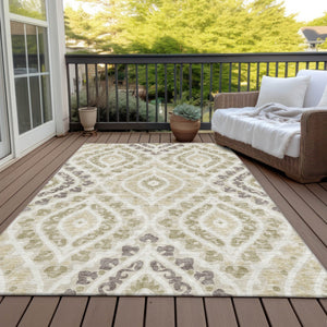 Homeroots 3' Beige Taupe Floral Washable Area Rug - Stylish Indoor Outdoor Design For Versatile Spaces 9' X 12' Polyester 585548