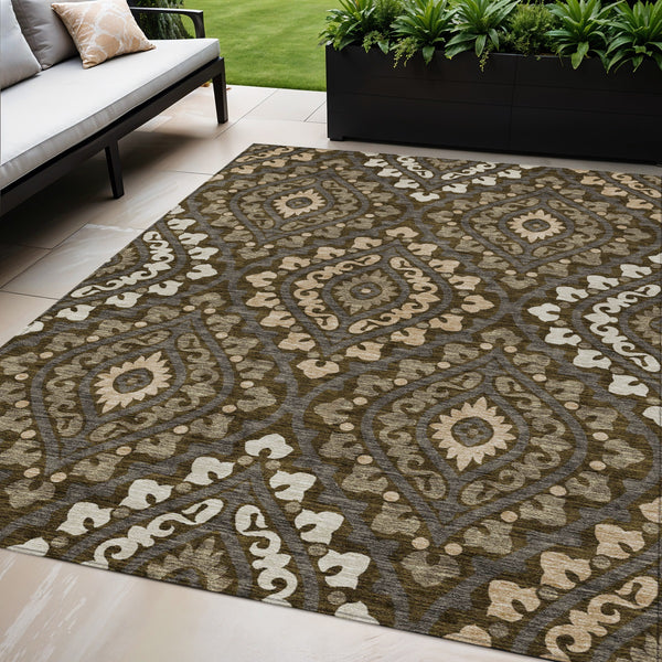Homeroots 3' Beige Taupe Floral Washable Area Rug - Stylish Indoor Outdoor Design For Versatile Spaces 5' X 8' Polyester 585551