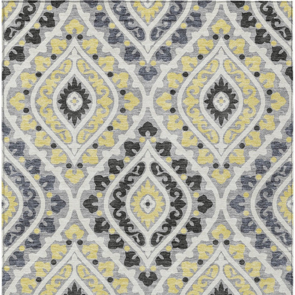 Homeroots 3' Beige Taupe Floral Washable Area Rug - Stylish Indoor Outdoor Design For Versatile Spaces 9' X 12' Polyester 585566
