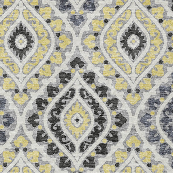 Homeroots 3' Beige Taupe Floral Washable Area Rug - Stylish Indoor Outdoor Design For Versatile Spaces 9' X 12' Polyester 585566