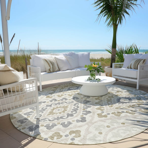 Homeroots 3' Beige Taupe Floral Washable Area Rug - Stylish Indoor Outdoor Design For Versatile Spaces 8' Round Polyester 585570