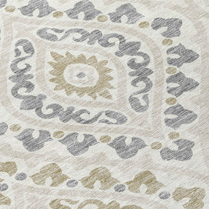 Homeroots 3' Beige Taupe Floral Washable Area Rug - Stylish Indoor Outdoor Design For Versatile Spaces 8' Round Polyester 585570