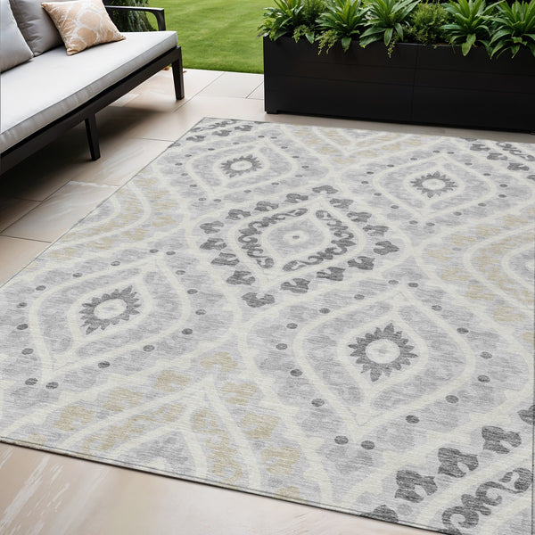 Homeroots 3' Beige Taupe Floral Washable Area Rug - Stylish Indoor Outdoor Design For Versatile Spaces 5' X 8' Polyester 585587