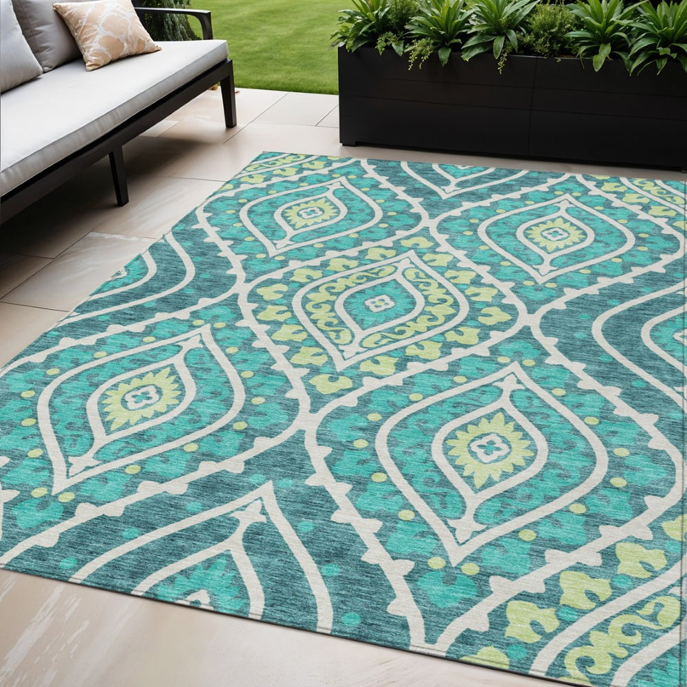 HomeRoots 5' Timeless Floral Area Rug in Teal Blue, Ivory & Artichoke Green - Washable Indoor/Outdoor Decor 5' X 8' 585593