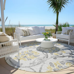 HomeRoots 5' Silver Gray and Gold Floral Area Rug - Elegant, Washable, Indoor/Outdoor Design for Any Space 8' Round 585666