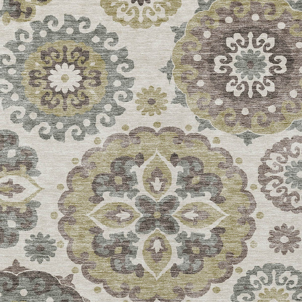 Homeroots 3' Beige Taupe And Brown Floral Medallion Rug - Washable Indoor Outdoor Area For Versatile Spaces 3' X 5' Polyester 585682