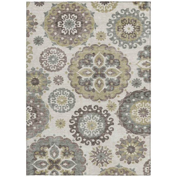 Homeroots 3' Beige Taupe And Brown Floral Medallion Rug - Washable Indoor Outdoor Area For Versatile Spaces 5' X 8' Polyester 585683