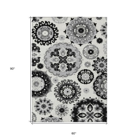 Homeroots 3' Beige Taupe And Brown Floral Medallion Rug - Washable Indoor Outdoor Area For Versatile Spaces 5' X 8' Polyester 585689