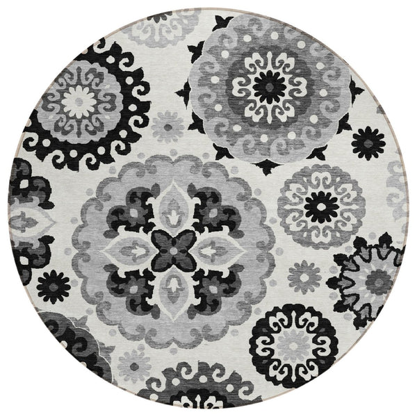HomeRoots 5' Elegant Black Gray Silver Floral Medallion Indoor Outdoor Area Rug – Stain Resistant & Washable 8' Round 585690