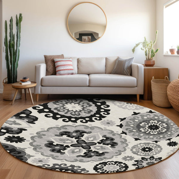 Homeroots 3' Beige Taupe And Brown Floral Medallion Rug - Washable Indoor Outdoor Area For Versatile Spaces 8' Round Polyester 585690