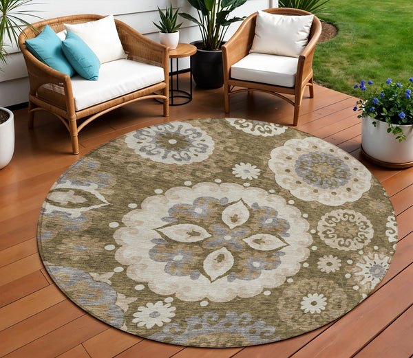 Homeroots 3' Beige Taupe And Brown Floral Medallion Rug - Washable Indoor Outdoor Area For Versatile Spaces 8' Round Polyester 585696