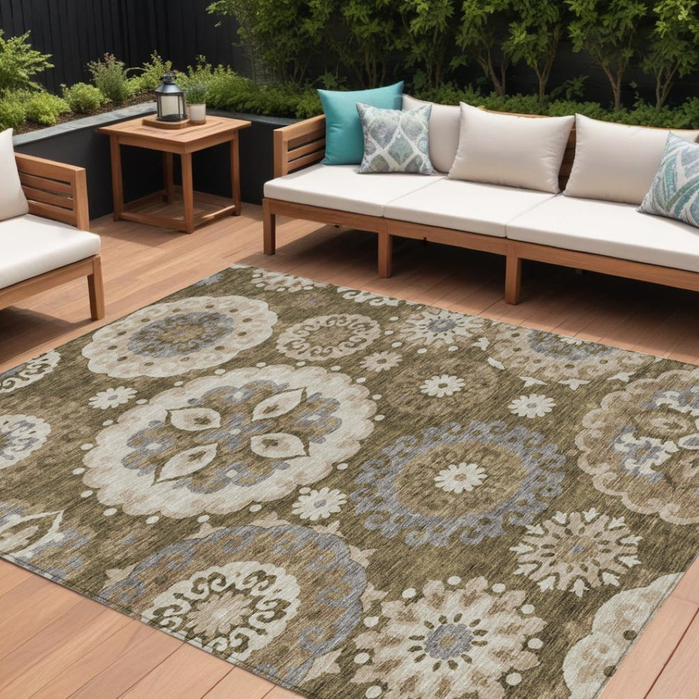 HomeRoots 5' Floral Medallion Area Rug in Brown, Ivory & Beige – Durable, Washable, Indoor & Outdoor Use 10' X 14' 585699