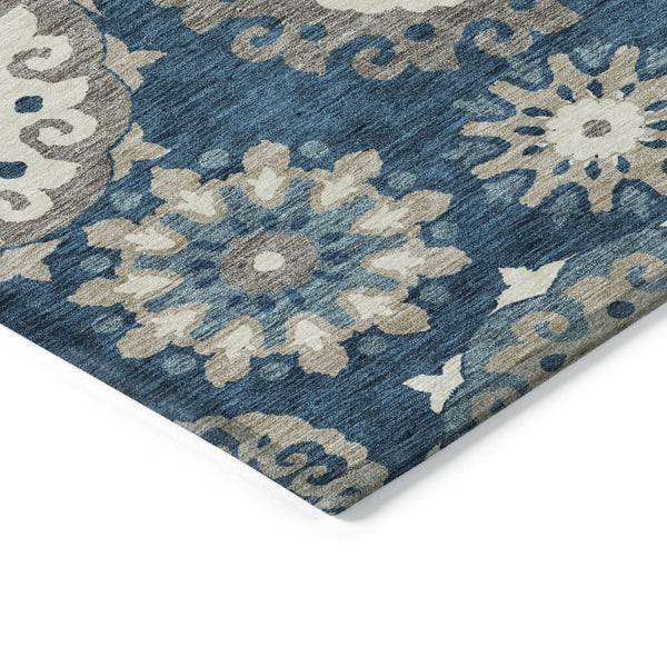 Homeroots 3' Beige Taupe And Brown Floral Medallion Rug - Washable Indoor Outdoor Area For Versatile Spaces 8' X 10' Polyester 585703