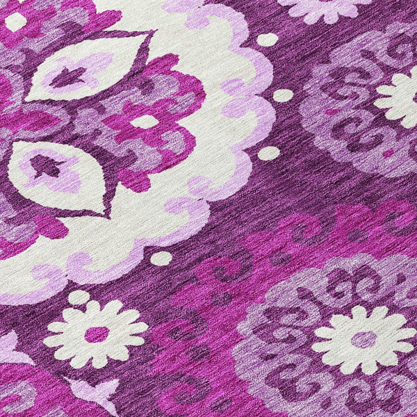 Homeroots 3' Beige Taupe And Brown Floral Medallion Rug - Washable Indoor Outdoor Area For Versatile Spaces 10' X 14' Polyester 585711