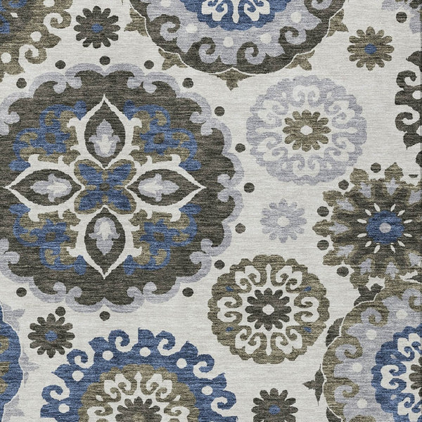 Homeroots 3' Beige Taupe And Brown Floral Medallion Rug - Washable Indoor Outdoor Area For Versatile Spaces 5' X 8' Polyester 585719