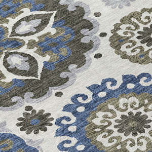Homeroots 3' Beige Taupe And Brown Floral Medallion Rug - Washable Indoor Outdoor Area For Versatile Spaces 5' X 8' Polyester 585719