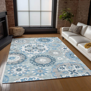 Homeroots 3' Beige Taupe And Brown Floral Medallion Rug - Washable Indoor Outdoor Area For Versatile Spaces 3' X 5' Polyester 585724