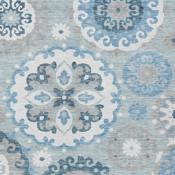 Homeroots 3' Beige Taupe And Brown Floral Medallion Rug - Washable Indoor Outdoor Area For Versatile Spaces 10' X 14' Polyester 585729