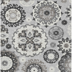 Homeroots 3' Beige Taupe And Brown Floral Medallion Rug - Washable Indoor Outdoor Area For Versatile Spaces 3' X 5' Polyester 585730