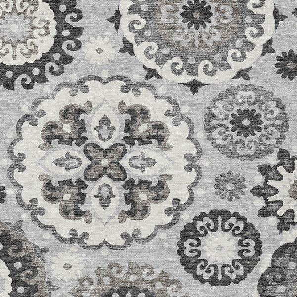Homeroots 3' Beige Taupe And Brown Floral Medallion Rug - Washable Indoor Outdoor Area For Versatile Spaces 3' X 5' Polyester 585730