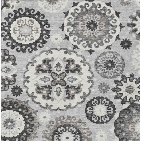 Homeroots 3' Beige Taupe And Brown Floral Medallion Rug - Washable Indoor Outdoor Area For Versatile Spaces 8' X 10' Polyester 585733