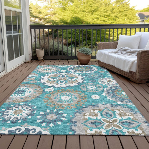 Homeroots 3' Beige Taupe And Brown Floral Medallion Rug - Washable Indoor Outdoor Area For Versatile Spaces 10' X 14' Polyester 585741