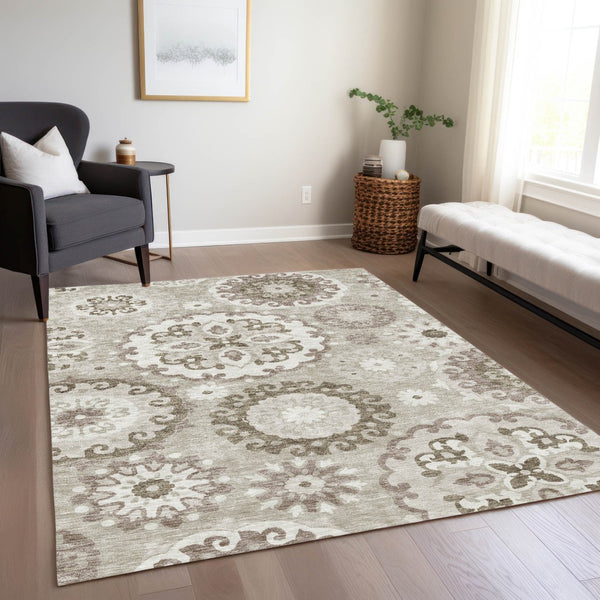 Homeroots 3' Beige Taupe And Brown Floral Medallion Rug - Washable Indoor Outdoor Area For Versatile Spaces 3' X 5' Polyester 585742