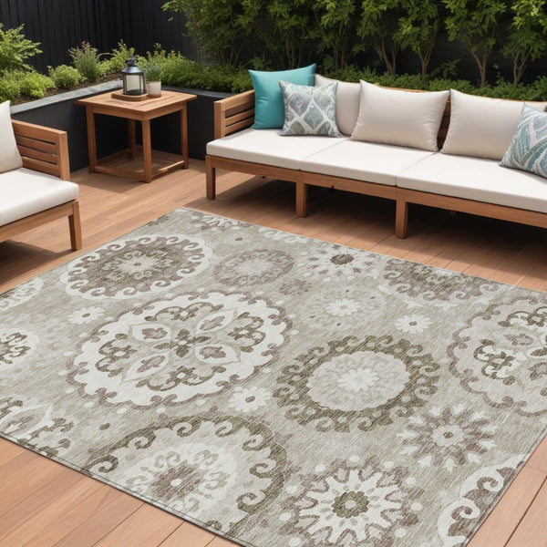 Homeroots 3' Beige Taupe And Brown Floral Medallion Rug - Washable Indoor Outdoor Area For Versatile Spaces 8' X 10' Polyester 585745