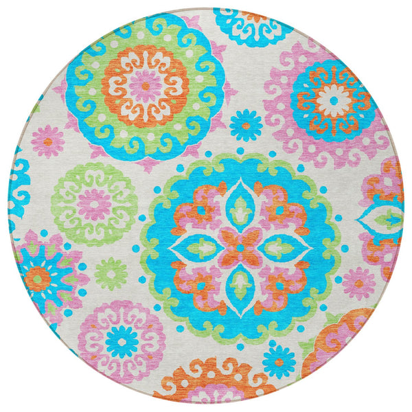 Homeroots 3' Beige Taupe And Brown Floral Medallion Rug - Washable Indoor Outdoor Area For Versatile Spaces 8' Round Polyester 585750