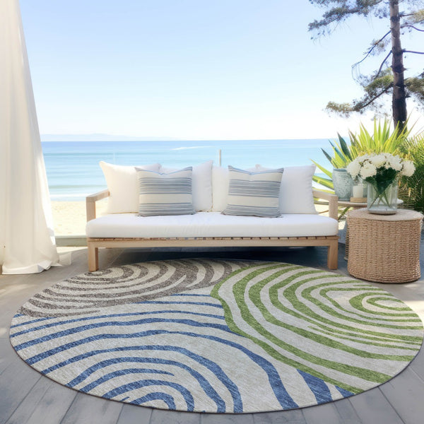 Homeroots 3' Beige Taupe And Green Abstract Washable Area Rug For Indoor And Outdoor High-traffic Spaces 8' Round Polyester 585828